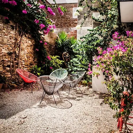 18 - El Patio De Comendador - Enjoy * Tarifa